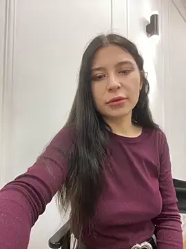 Snapshot of Valerie_Ohara chatting on October 5, 4:11 am Valerie Ohara online show from October 5, 4:11 am