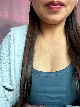 Snapshot of Milky-milk chatting on November 29, 12:02 am Milky-milk online show from November 29, 12:02 am