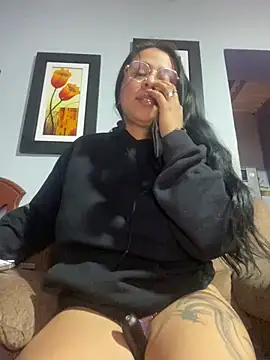 Snapshot of Rouus14 chatting on October 15, 10:04 am Rouus14 online show from October 15, 10:04 am