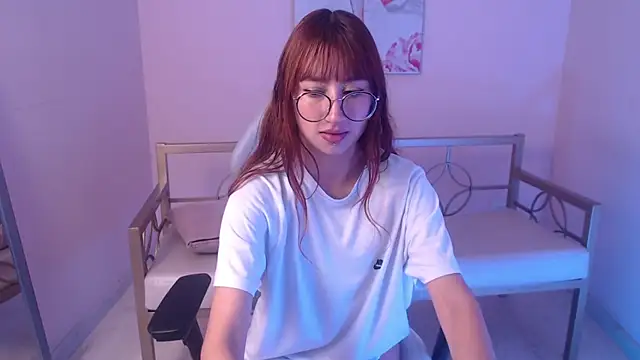 Snapshot of gaby_angel_ chatting on September 19, 12:50 pm gaby angel online show from September 19, 12:50 pm