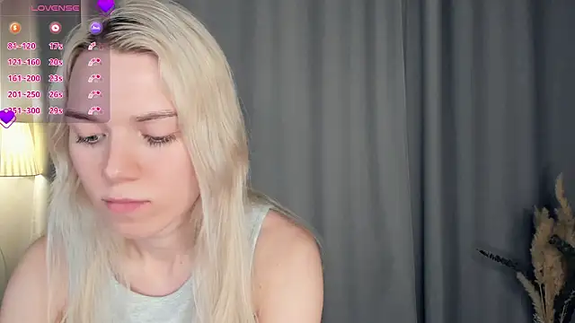 DianeHonnette online show from November 9, 8:07 pm