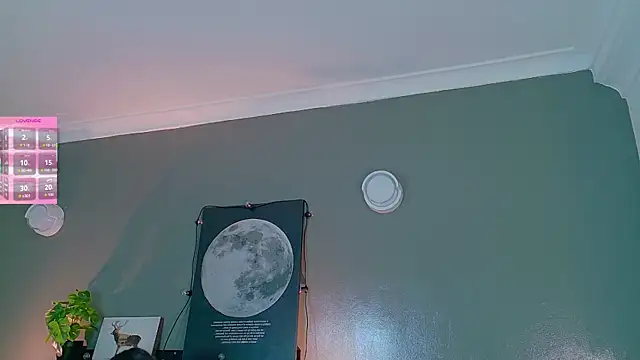 Snapshot of KeendraFox_ chatting on October 15, 10:15 am KeendraFox online show from October 15, 10:15 am
