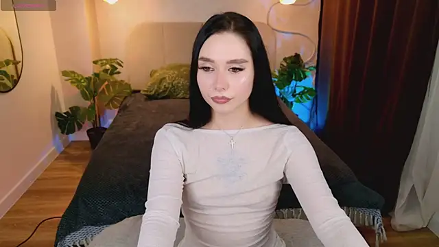 B Monica  online show from March 1, 8:55 pm