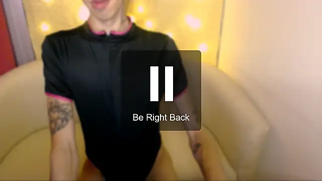 Snapshot of AlexNaughty14 chatting on September 21, 9:00 am AlexNaughty14 online show from September 21, 9:00 am