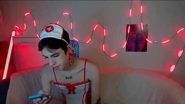 Snapshot of AlexNaughty14 chatting on September 28, 7:58 am AlexNaughty14 online show from September 28, 7:58 am