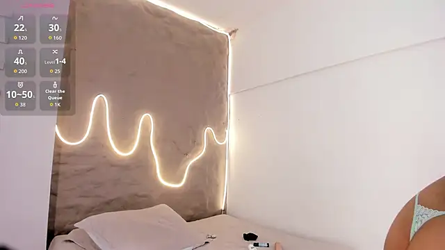 Naomy gyal online show from October 20, 7:25 pm