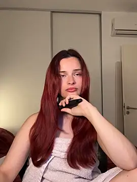 Snapshot of jazmin-here chatting on October 29, 12:02 am jazmin-here online show from October 29, 12:02 am