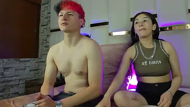 ANLLELOAndANGELA online show from November 7, 5:57 pm