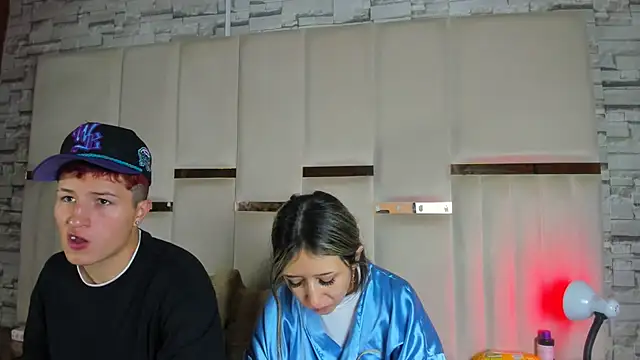 ANLLELOAndANGELA online show from February 24, 4:27 pm