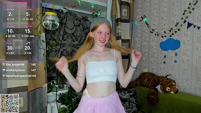 Snapshot of RitaSweety18 chatting on September 24, 6:33 pm RitaSweety18 online show from September 24, 6:33 pm