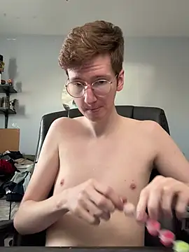 Snapshot of blakesprettygoofy chatting on January 11, 8:58 pm blakesprettygoofy online show from January 11, 8:58 pm