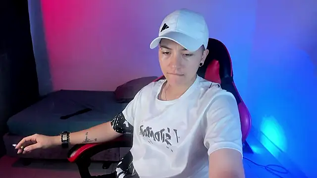 Snapshot of nicocoox chatting on October 24, 1:46 am nicocoox online show from October 24, 1:46 am