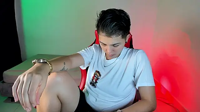 Snapshot of nicocoox chatting on October 30, 1:51 am nicocoox online show from October 30, 1:51 am