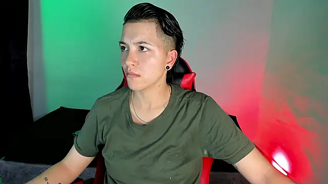 Snapshot of nicocoox chatting on November 12, 2:01 am nicocoox online show from November 12, 2:01 am