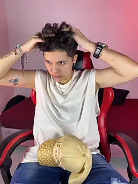 Snapshot of nicocoox chatting on February 10, 2:04 am nicocoox online show from February 10, 2:04 am