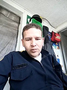 Snapshot of thefollador69 chatting on October 28, 1:03 pm thefollador69 online show from October 28, 1:03 pm