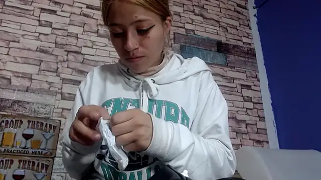 Snapshot of melodyanal chatting on November 20, 7:46 pm melodyanal online show from November 20, 7:46 pm