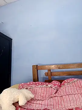 Snapshot of little_onixx chatting on October 24, 1:51 pm little onixx online show from October 24, 1:51 pm