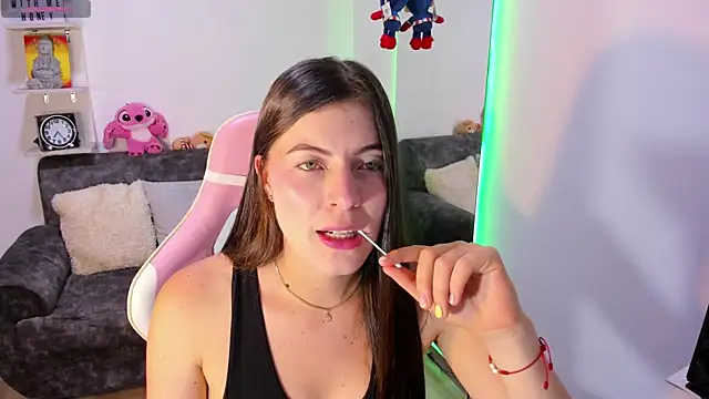 AdelaParker online show from October 3, 12:29 am
