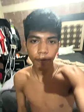 Snapshot of P4NT0J4 chatting on November 30, 8:40 am P4NT0J4 online show from November 30, 8:40 am