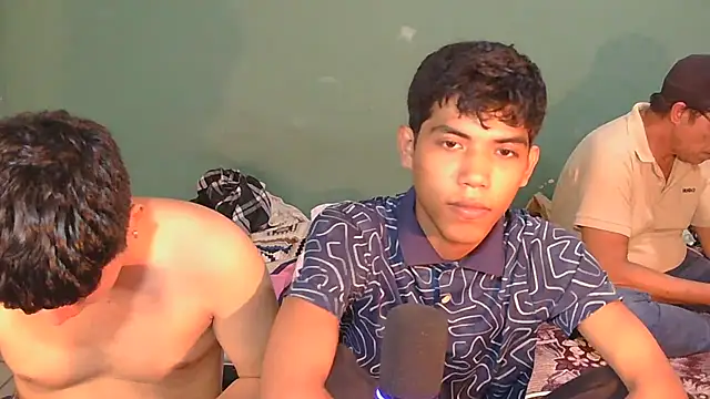 P4NT0J4 online show from April 18, 8:29 am