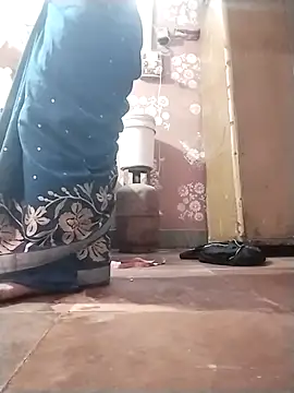 Snapshot of sanaya_3 chatting on November 20, 5:18 am sanaya 3 online show from November 20, 5:18 am