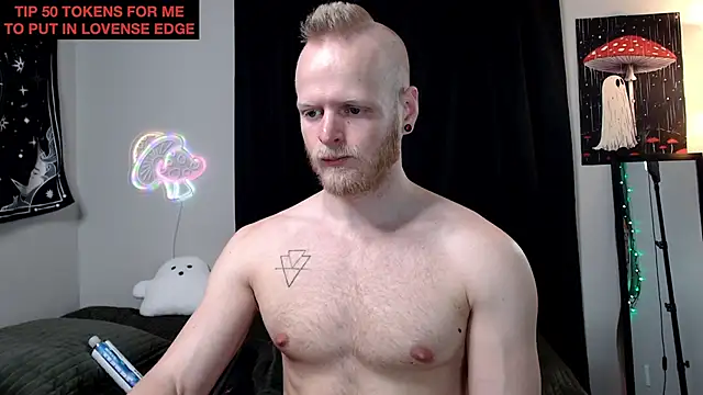 Snapshot of randyroderick chatting on December 17, 5:35 am randyroderick online show from December 17, 5:35 am