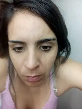 Snapshot of nenalinda69 chatting on November 1, 12:12 am nenalinda69 online show from November 1, 12:12 am