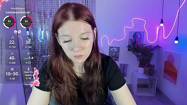 Layla Glam online show from October 20, 5:41 am