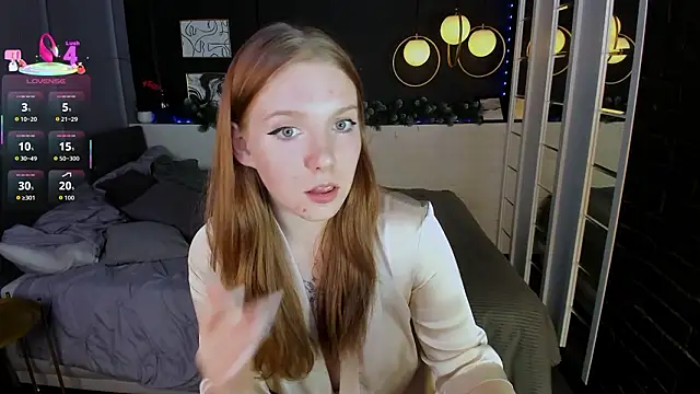 Layla Glam online show from January 18, 1:48 pm