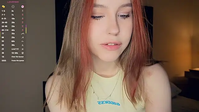 MaliaBourraine online show from December 5, 7:06 am