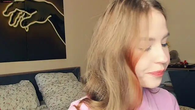 MaliaBourraine online show from March 30, 7:09 am