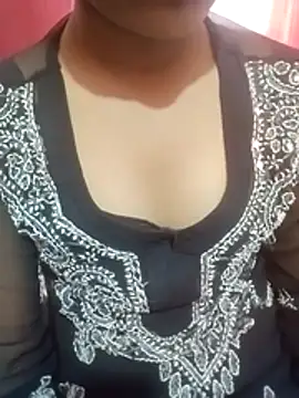 Snapshot of pari_rani7 chatting on October 24, 3:47 am pari rani7 online show from October 24, 3:47 am