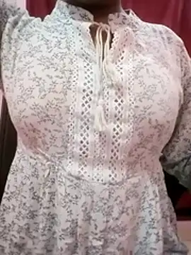 Snapshot of pari_rani7 chatting on November 22, 4:55 am pari rani7 online show from November 22, 4:55 am