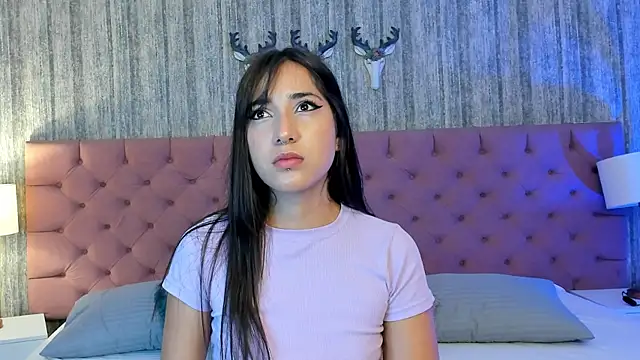 LiaaTurner online show from January 10, 8:10 pm