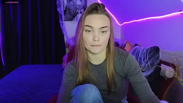 Snapshot of KitsyMoore chatting on November 2, 2:41 pm KitsyMoore online show from November 2, 2:41 pm