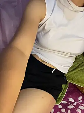 phuongxinhxan online show from April 13, 2:00 pm