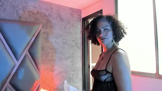 Isabella-Rosssi online show from November 23, 4:51 pm