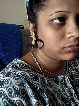 sweetqueen143 online show from September 27, 4:06 am