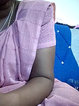 sweetqueen143 online show from October 3, 5:54 pm