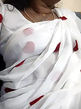 sweetqueen143 online show from November 2, 1:35 pm