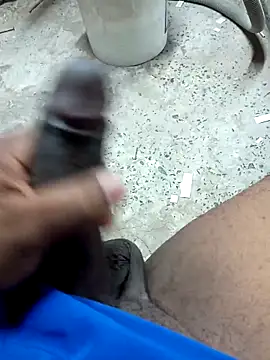 preto3561 online show from February 9, 1:37 pm