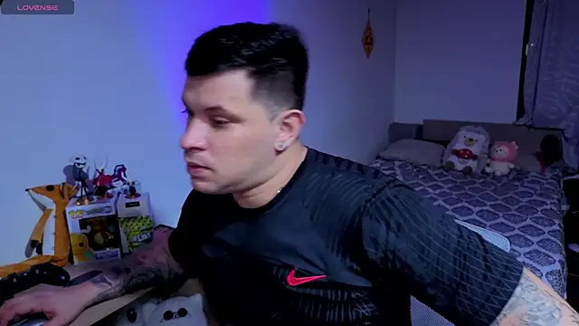 ryden 01 online show from October 7, 3:36 am