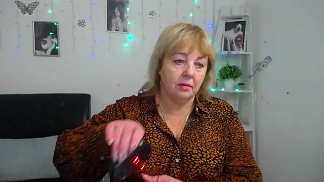 Snapshot of MilenaWedxy chatting on October 10, 4:55 am MilenaWedxy online show from October 10, 4:55 am