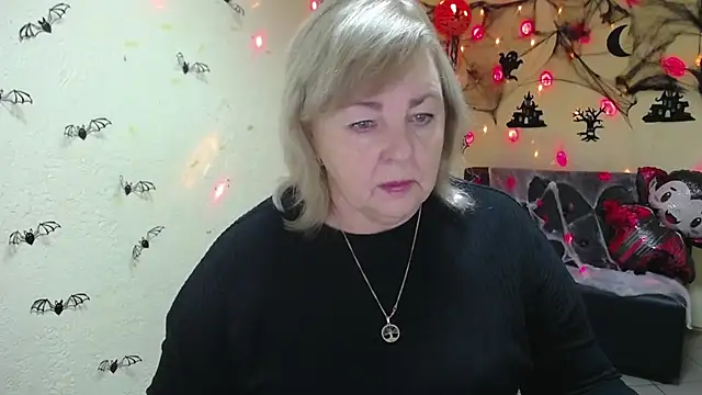 Snapshot of MilenaWedxy chatting on October 26, 5:46 am MilenaWedxy online show from October 26, 5:46 am