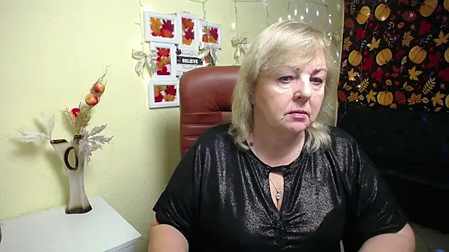 Snapshot of MilenaWedxy chatting on November 23, 6:02 am MilenaWedxy online show from November 23, 6:02 am