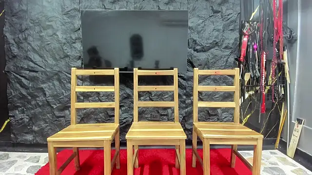 BDSM Vantablack    online show from February 28, 12:28 pm