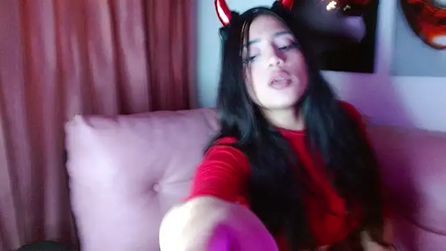 ladymooncs online show from October 4, 3:59 am