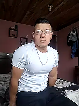 Snapshot of Pippe_ByO chatting on September 20, 8:10 pm Pippe ByO online show from September 20, 8:10 pm