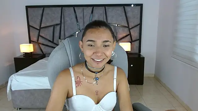 hamber reyes online show from October 11, 12:58 pm